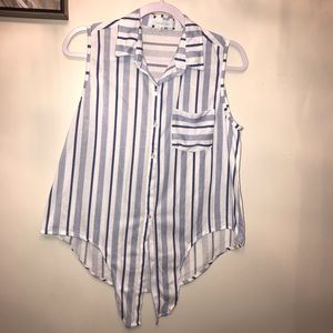 Eden & Olivia button down top